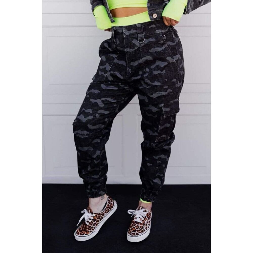 Celestial Bodiez NWOT Cargo Cult Jogger in 'Black Camo' Size Small